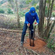 Construção e manutenção de cercas